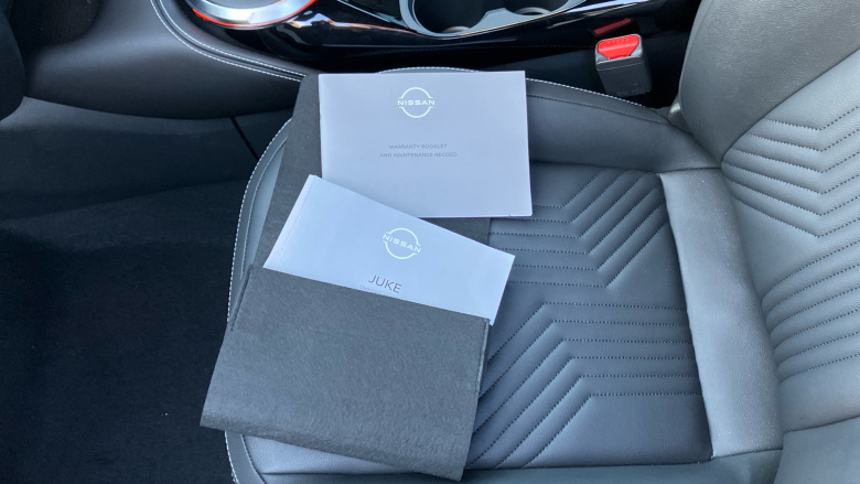 Nissan Juke 1.0 DiG-T Tekna 5dr Petrol Hatchback